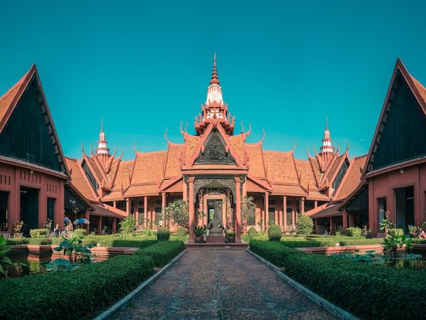 LLEGADA A LA CAPITAL DE CAMBOYA, PHNOM PENH