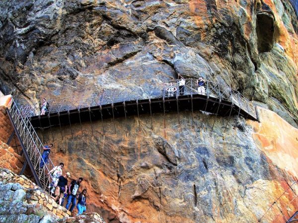 SIGIRIYA  - ANURADHAPURA  - SIGIRIYA