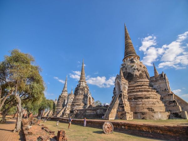 RUINAS DE AYUTTHAYA - VUELO A CHIANG RAI