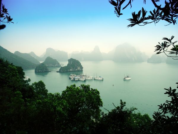 HANOI - BAHÍA DE HALONG