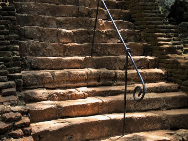 COLOMBO - SIGIRIYA