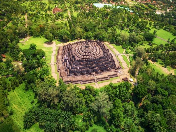 PRAMBANAN Y YOGYAKARTA