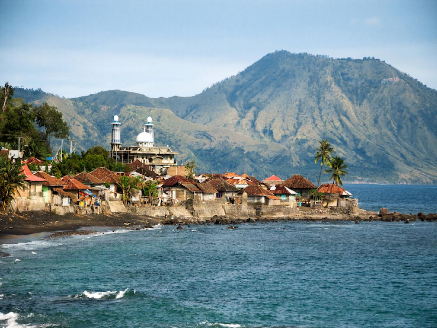 Especial trekking Flores y Komodo