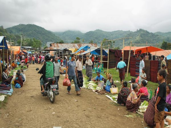 LABUHAN BAJO - RUTENG