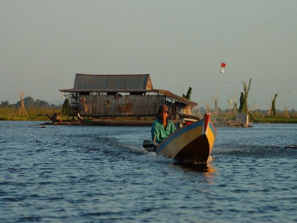 SENGKANG - VUELO A SORONG (PAPUA)