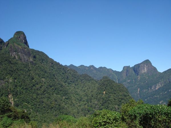 DESDE SIGIRIYA A KNUCKLES