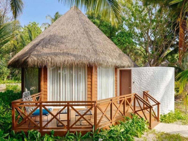 Mercure Maldives Kooddoo Resort - imagen 2