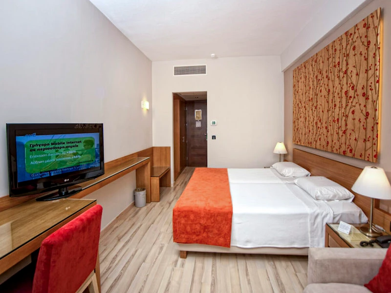 Pharae Palace Hotel - imagen 3